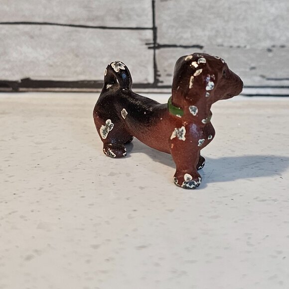 Antique Hubley Cast Iron Dachshund Dog Miniature Figurine - Picture 3 of 6